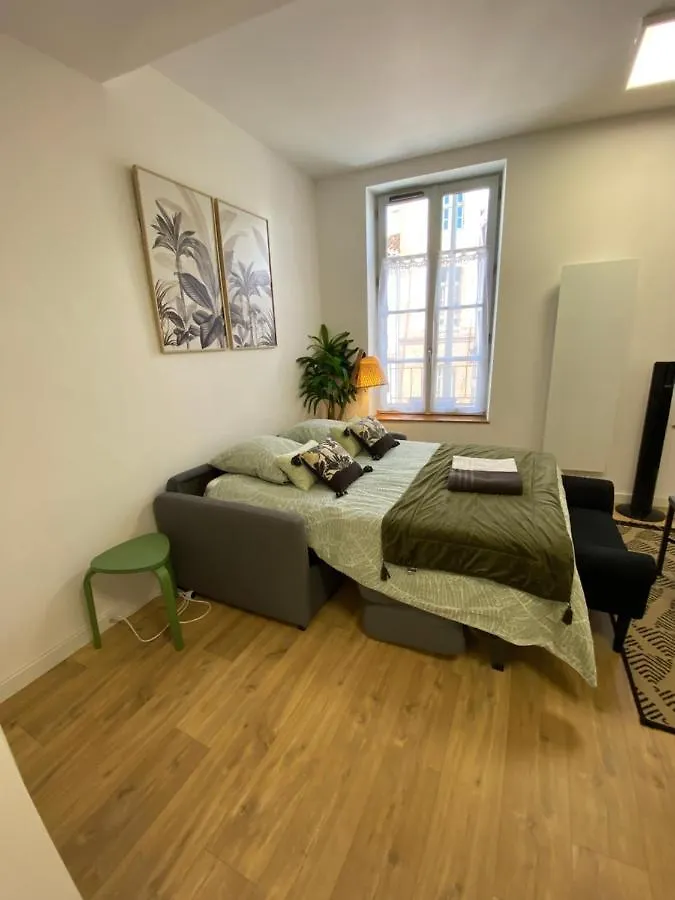 Apartment Ferienwohnung Le Studio Montauban Frankreich